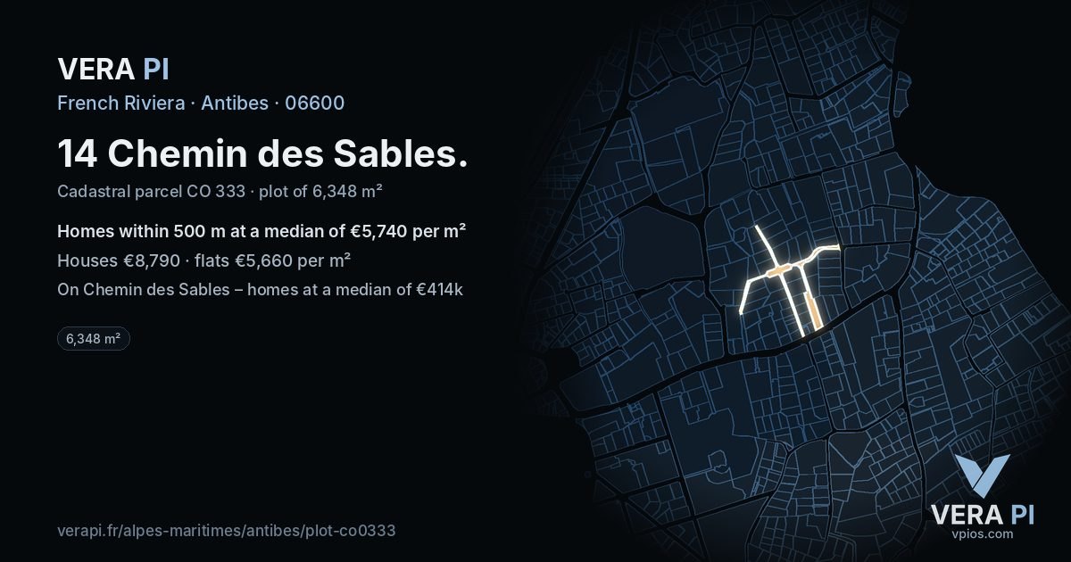 14 Chemin des Sables, Antibes at night – the plot lit, the parcels around coloured by the prices near them