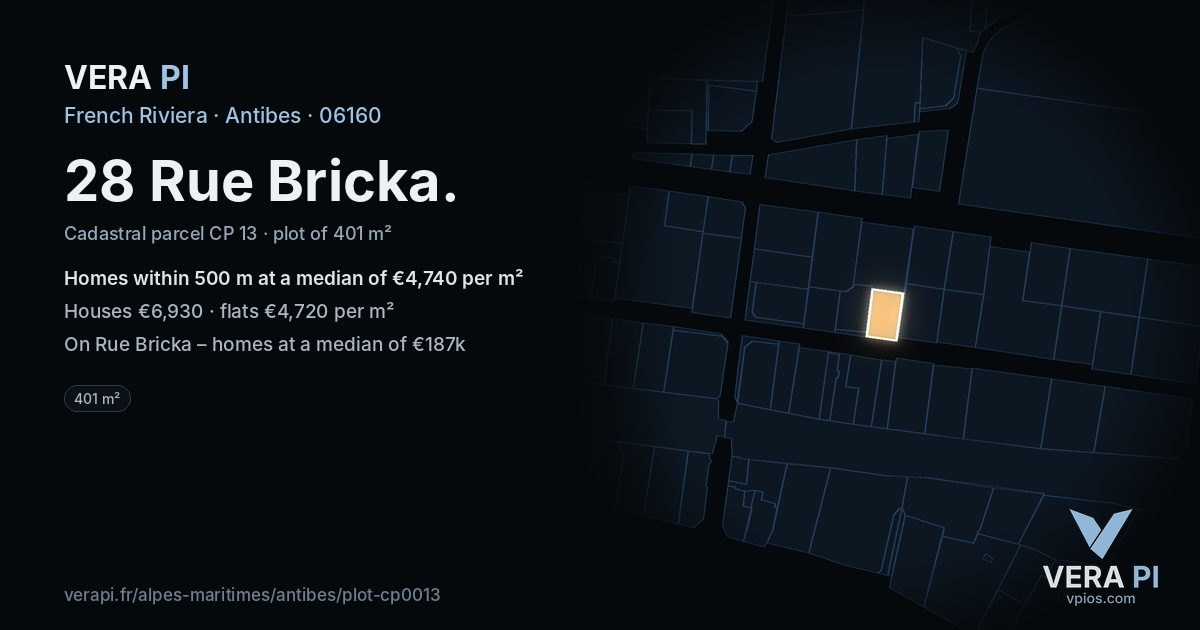 28 Rue Bricka, Antibes at night – the plot lit, the parcels around coloured by the prices near them