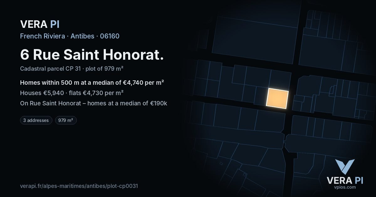 6 Rue Saint Honorat, Antibes at night – the plot lit, the parcels around coloured by the prices near them