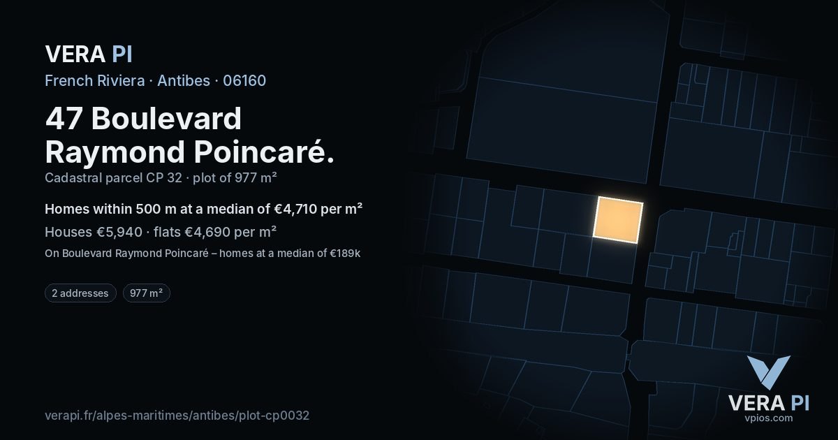 47 Boulevard Raymond Poincaré, Antibes at night – the plot lit, the parcels around coloured by the prices near them