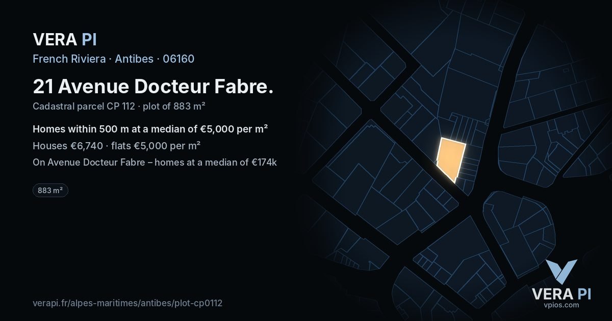 21 Avenue Docteur Fabre, Antibes at night – the plot lit, the parcels around coloured by the prices near them