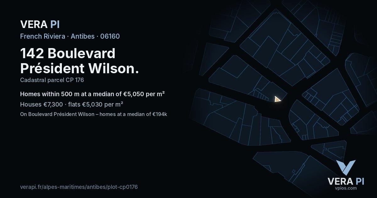 142 Boulevard Président Wilson, Antibes at night – the plot lit, the parcels around coloured by the prices near them