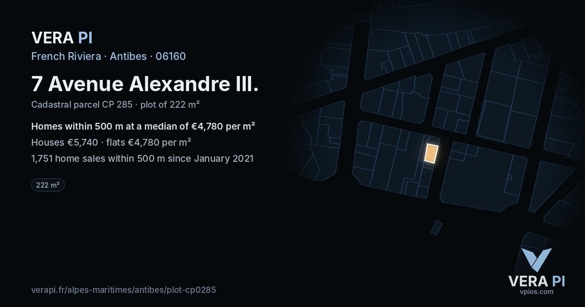 7 Avenue Alexandre III, Antibes at night – the plot lit, the parcels around coloured by the prices near them