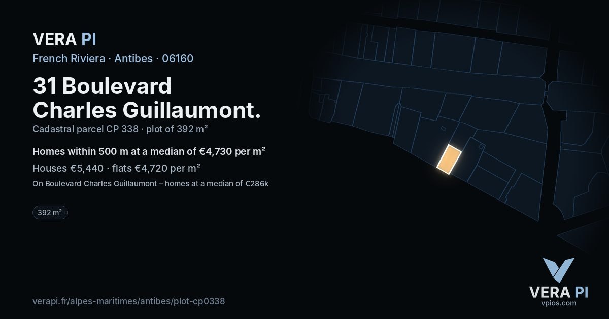 31 Boulevard Charles Guillaumont, Antibes at night – the plot lit, the parcels around coloured by the prices near them
