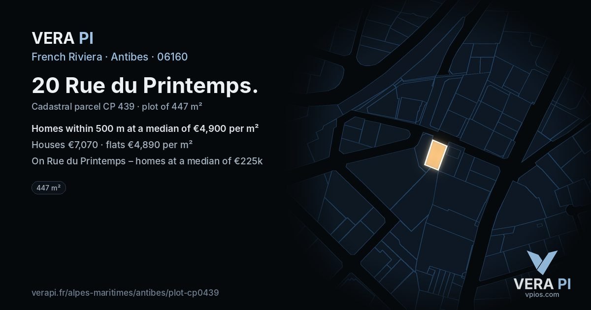 20 Rue du Printemps, Antibes at night – the plot lit, the parcels around coloured by the prices near them