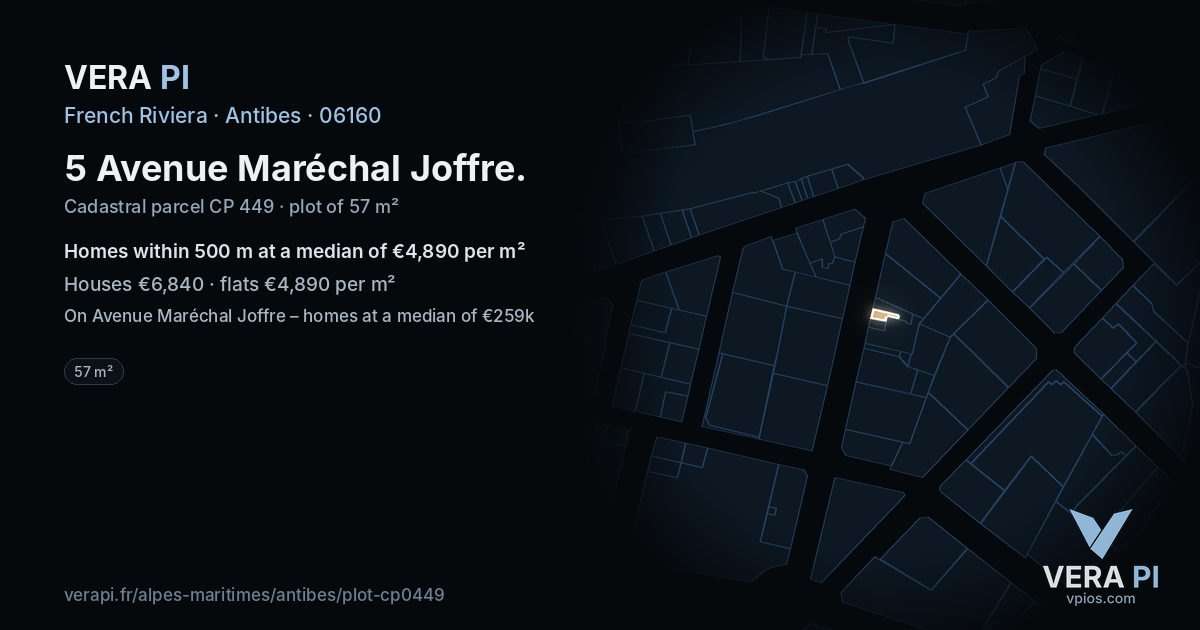 5 Avenue Maréchal Joffre, Antibes at night – the plot lit, the parcels around coloured by the prices near them