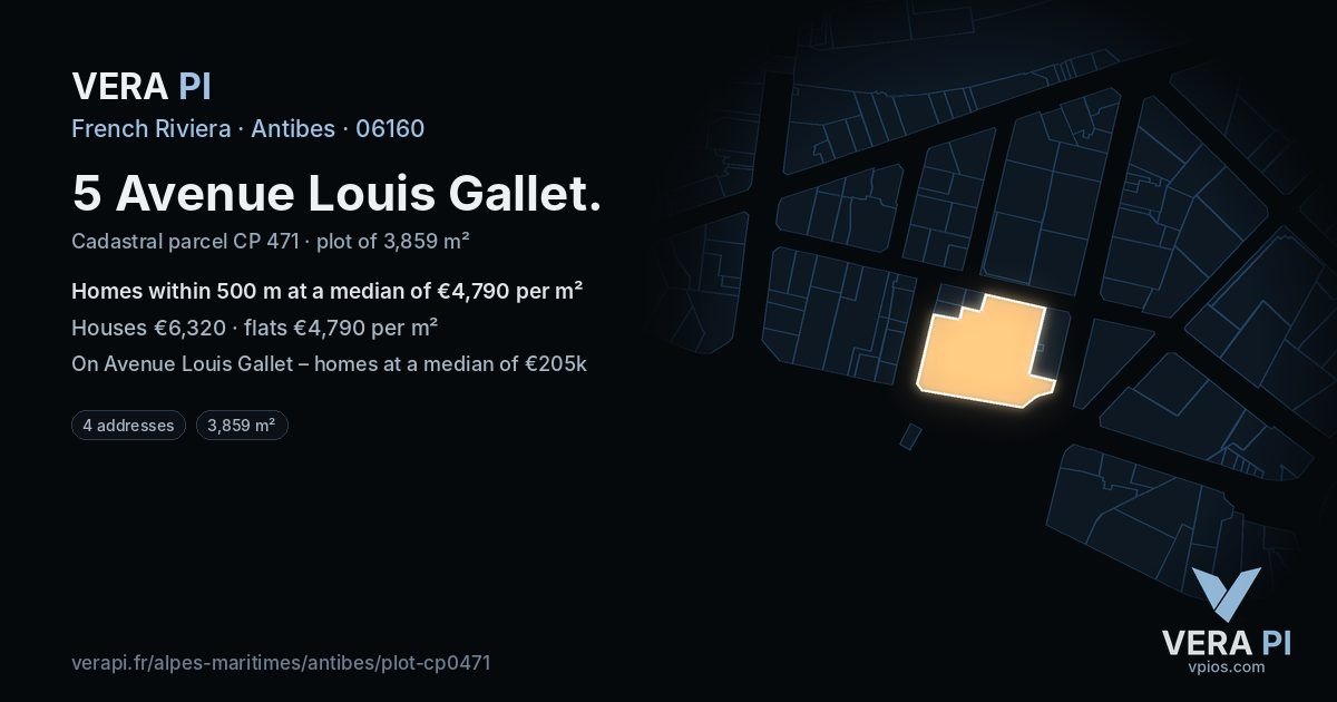 5 Avenue Louis Gallet, Antibes at night – the plot lit, the parcels around coloured by the prices near them