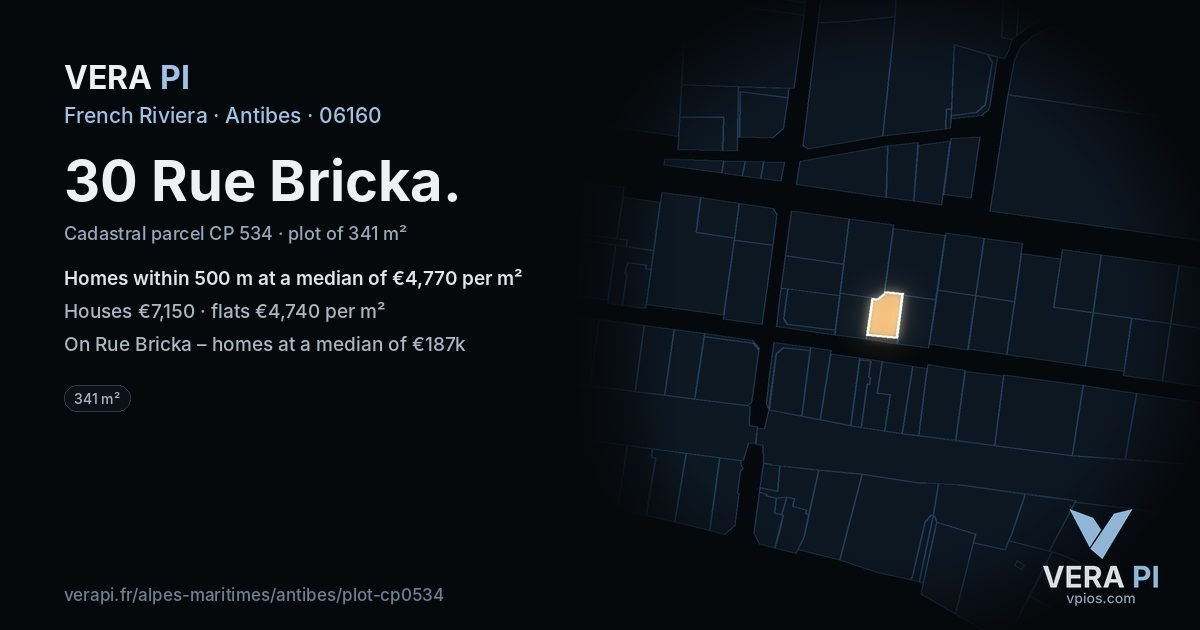 30 Rue Bricka, Antibes at night – the plot lit, the parcels around coloured by the prices near them