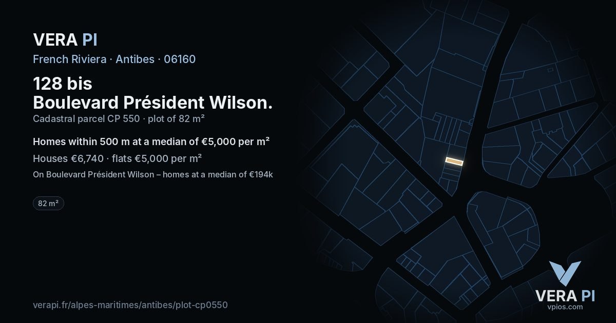 128 bis Boulevard Président Wilson, Antibes at night – the plot lit, the parcels around coloured by the prices near them