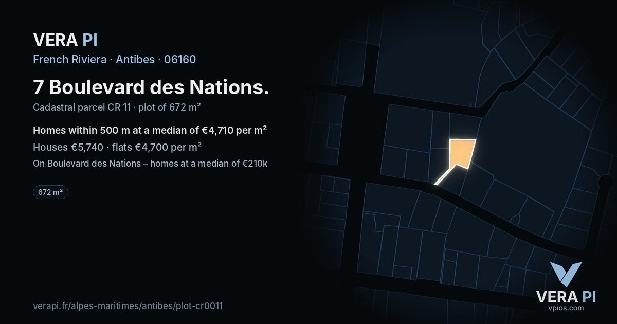 7 Boulevard des Nations, Antibes at night – the plot lit, the parcels around coloured by the prices near them