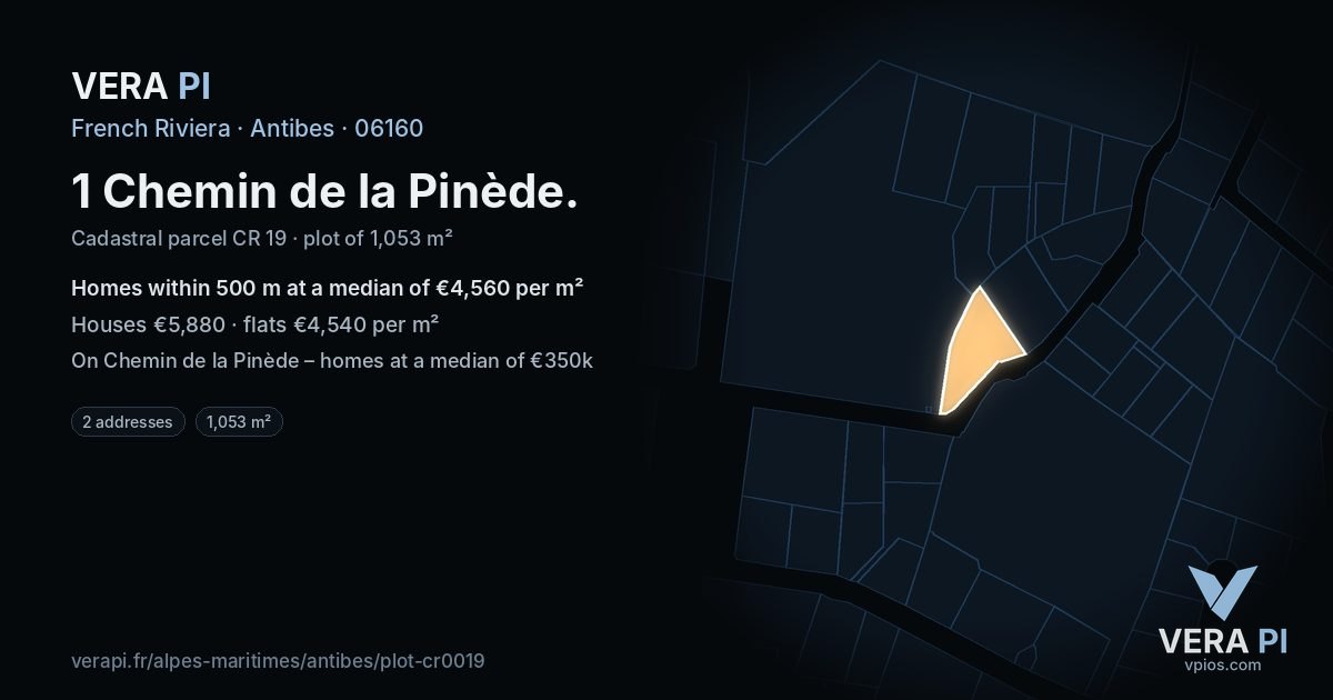 1 Chemin de la Pinède, Antibes at night – the plot lit, the parcels around coloured by the prices near them