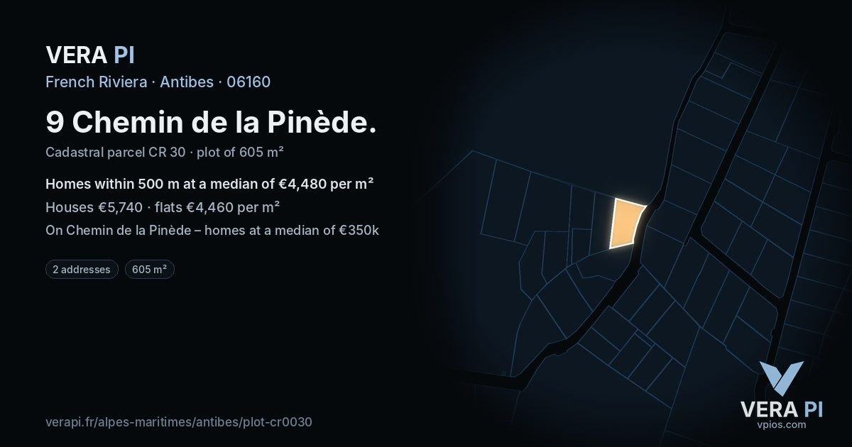 9 Chemin de la Pinède, Antibes at night – the plot lit, the parcels around coloured by the prices near them