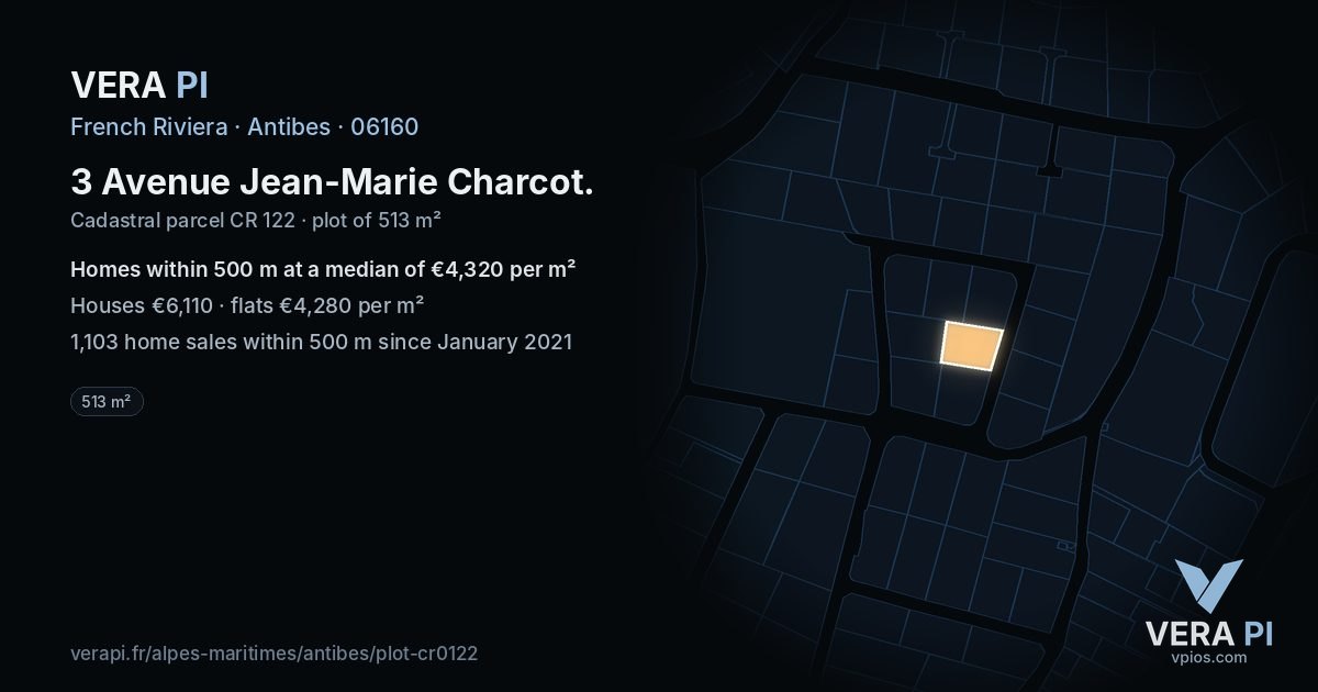 3 Avenue Jean-Marie Charcot, Antibes at night – the plot lit, the parcels around coloured by the prices near them