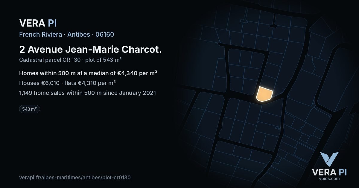 2 Avenue Jean-Marie Charcot, Antibes at night – the plot lit, the parcels around coloured by the prices near them