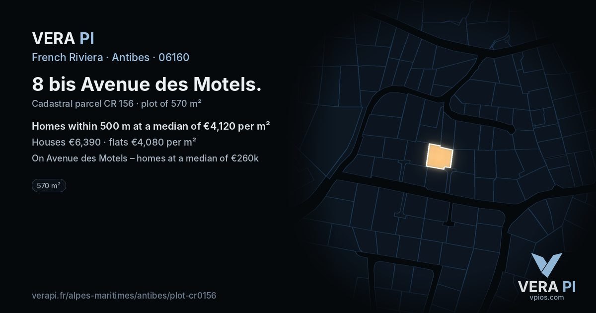 8 bis Avenue des Motels, Antibes at night – the plot lit, the parcels around coloured by the prices near them