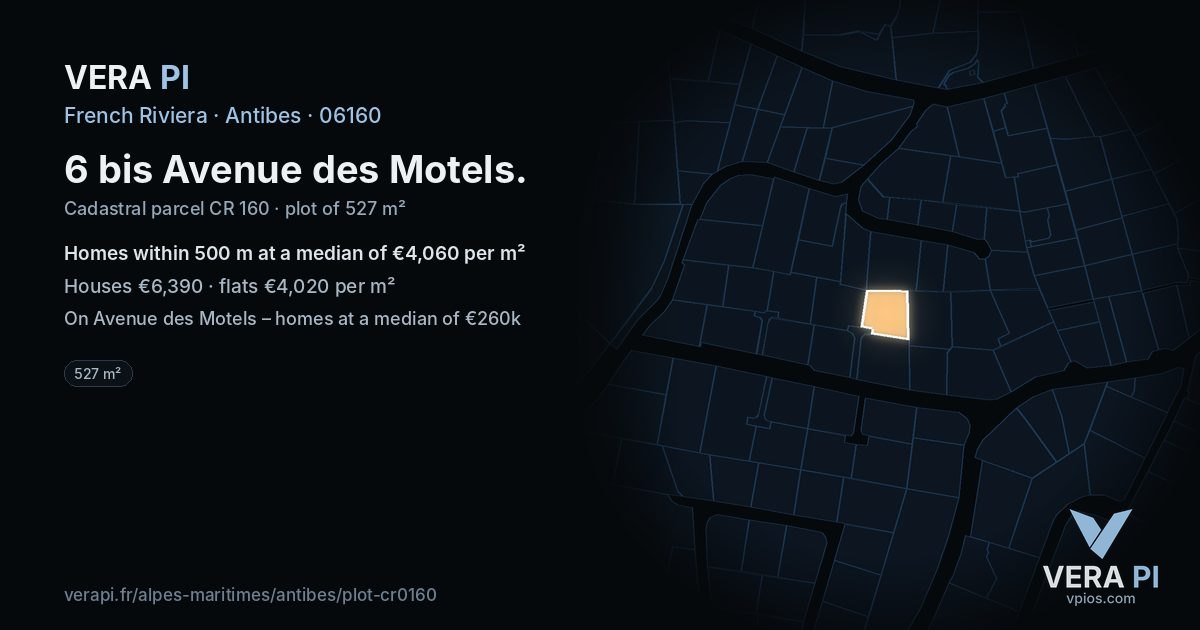 6 bis Avenue des Motels, Antibes at night – the plot lit, the parcels around coloured by the prices near them