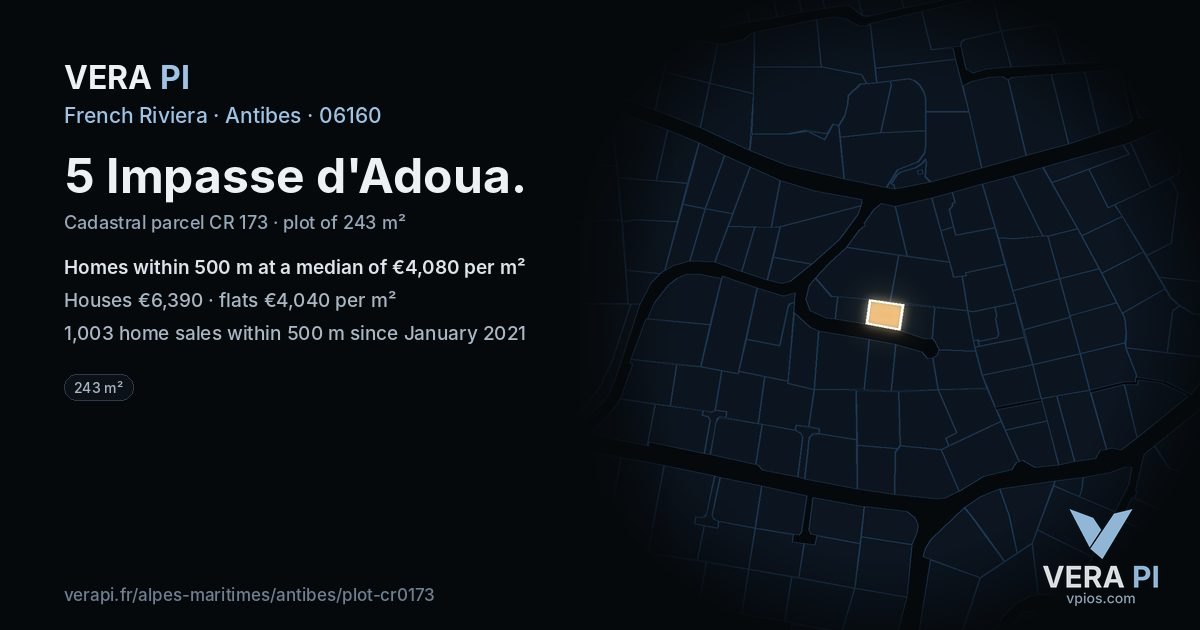 5 Impasse d'Adoua, Antibes at night – the plot lit, the parcels around coloured by the prices near them
