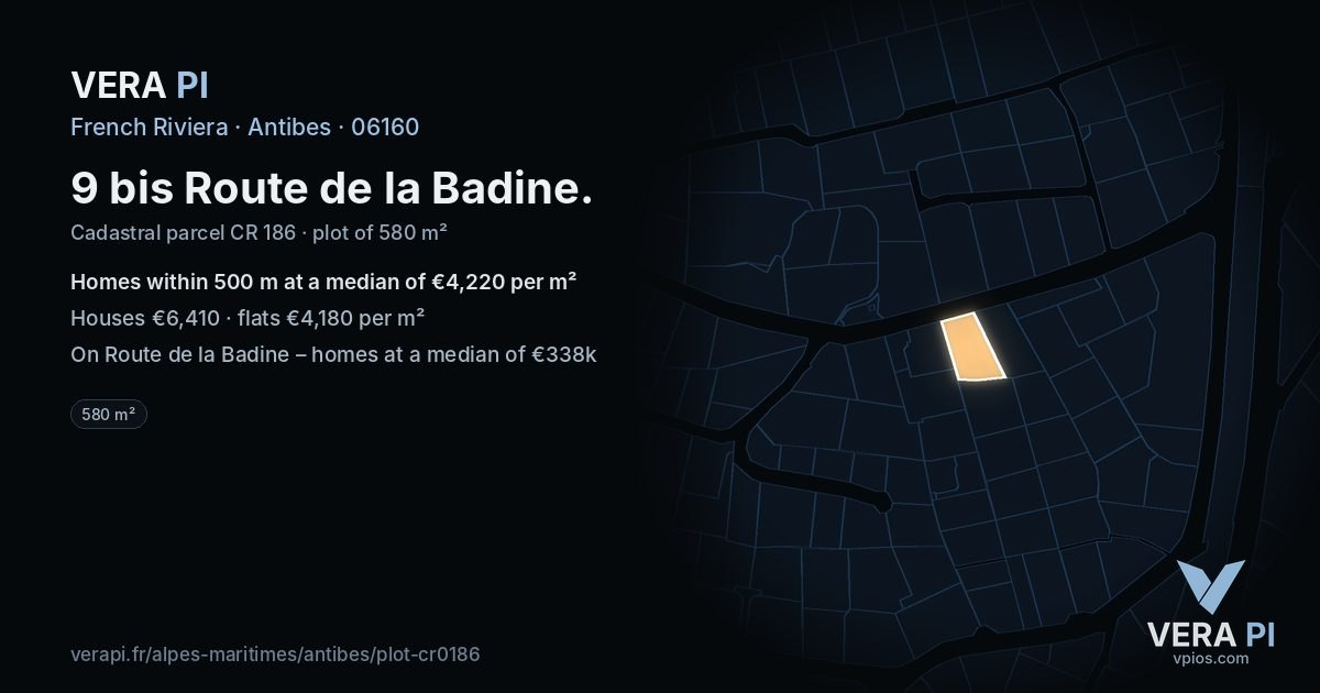 9 bis Route de la Badine, Antibes at night – the plot lit, the parcels around coloured by the prices near them