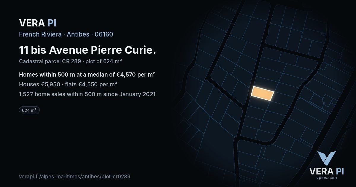 11 bis Avenue Pierre Curie, Antibes at night – the plot lit, the parcels around coloured by the prices near them