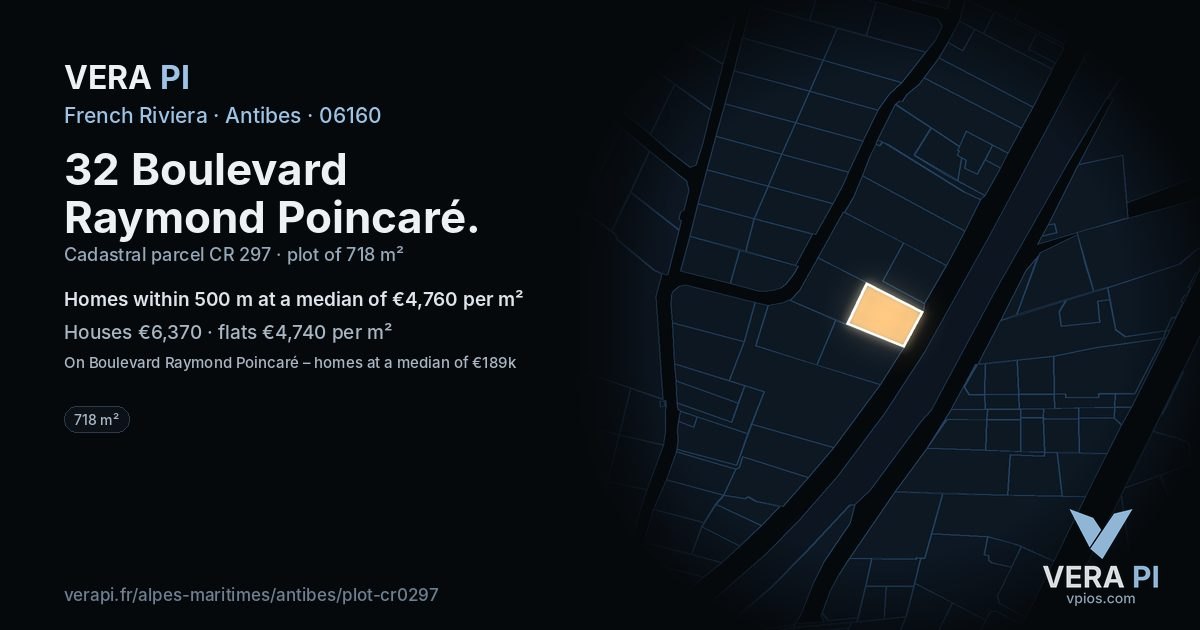 32 Boulevard Raymond Poincaré, Antibes at night – the plot lit, the parcels around coloured by the prices near them