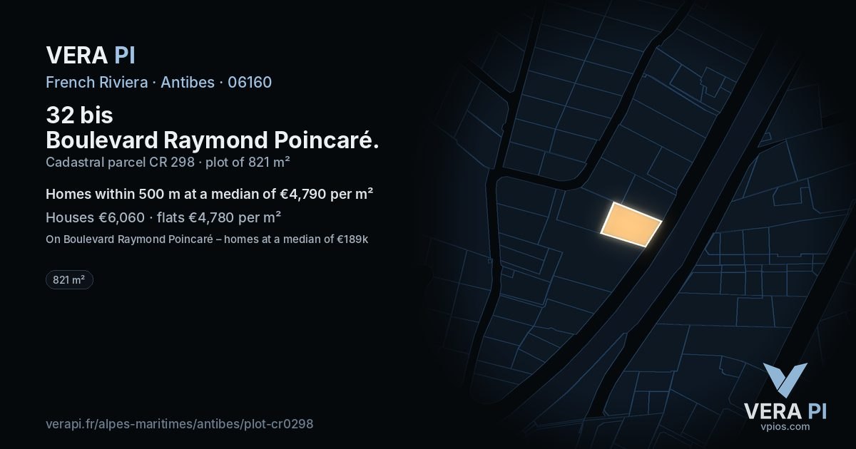 32 bis Boulevard Raymond Poincaré, Antibes at night – the plot lit, the parcels around coloured by the prices near them