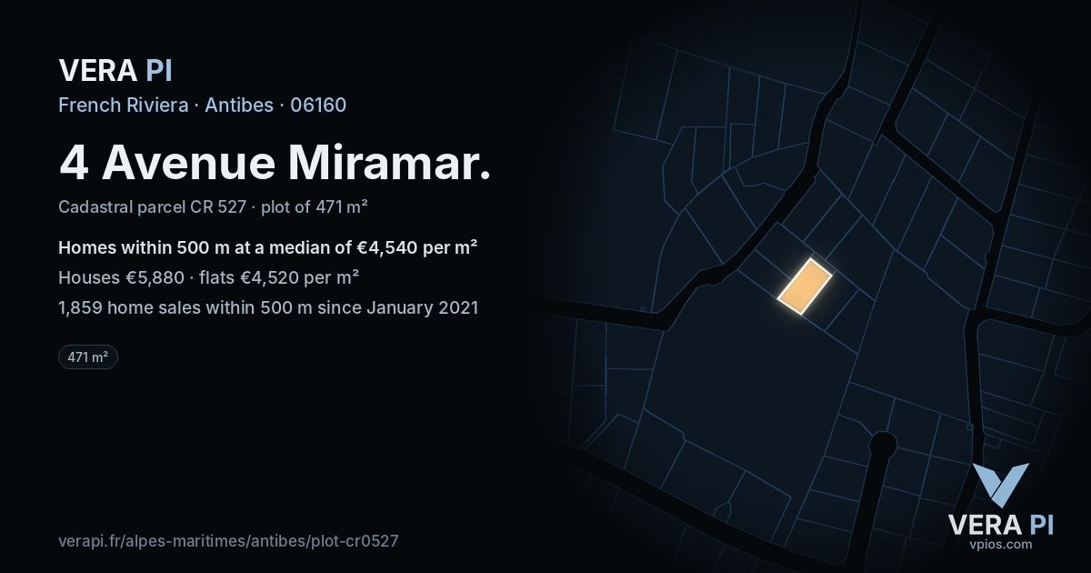 4 Avenue Miramar, Antibes at night – the plot lit, the parcels around coloured by the prices near them