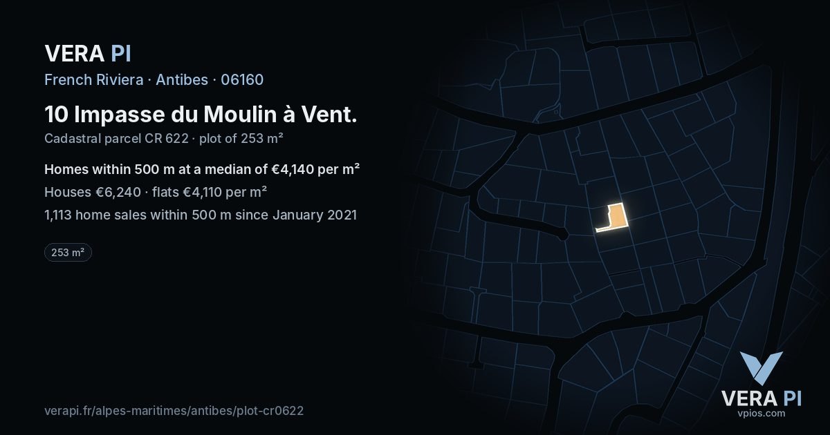 10 Impasse du Moulin à Vent, Antibes at night – the plot lit, the parcels around coloured by the prices near them
