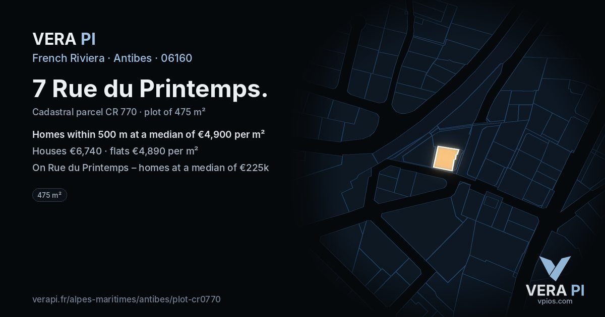 7 Rue du Printemps, Antibes at night – the plot lit, the parcels around coloured by the prices near them