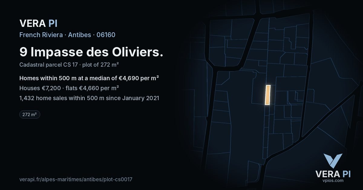 9 Impasse des Oliviers, Antibes at night – the plot lit, the parcels around coloured by the prices near them
