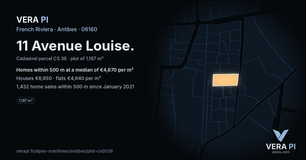 11 Avenue Louise, Antibes at night – the plot lit, the parcels around coloured by the prices near them