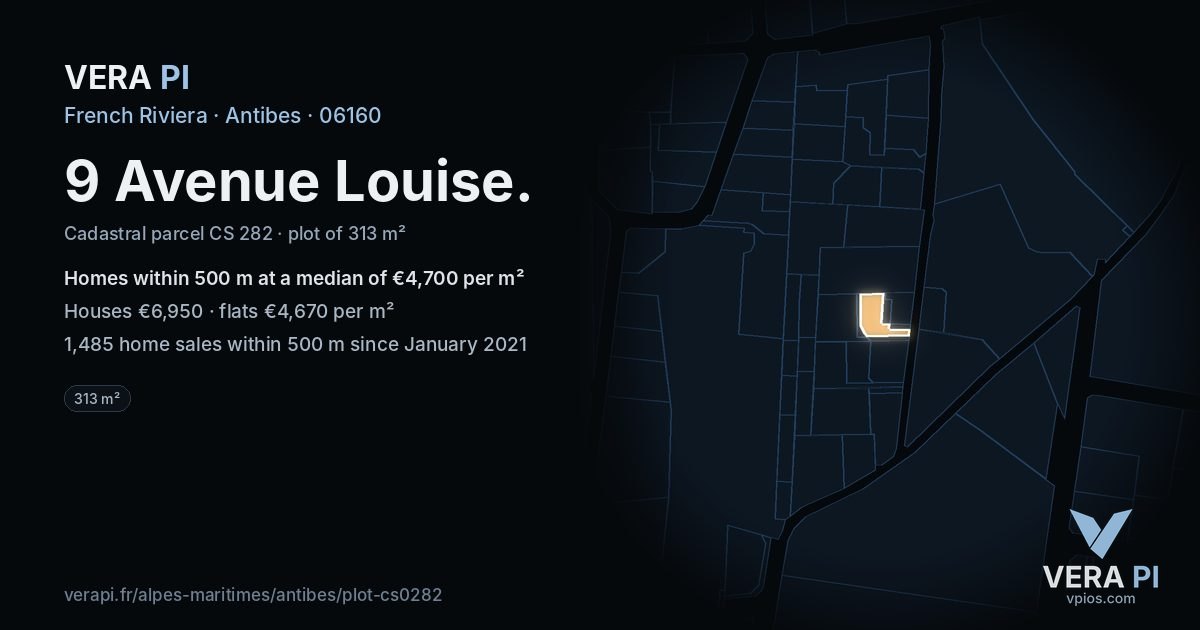 9 Avenue Louise, Antibes at night – the plot lit, the parcels around coloured by the prices near them
