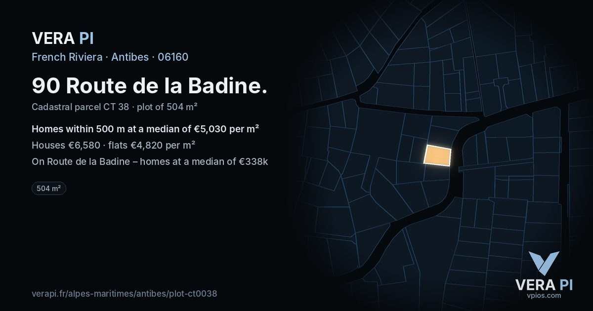90 Route de la Badine, Antibes at night – the plot lit, the parcels around coloured by the prices near them