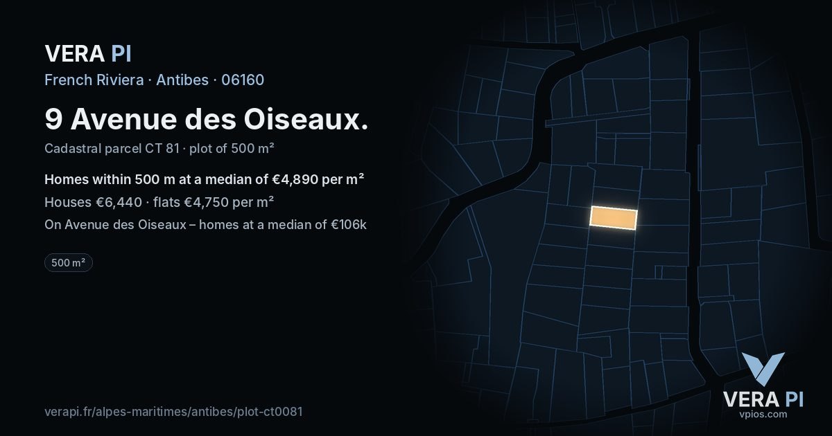 9 Avenue des Oiseaux, Antibes at night – the plot lit, the parcels around coloured by the prices near them
