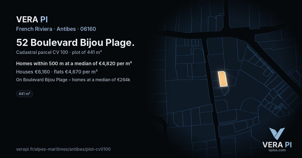 52 Boulevard Bijou Plage, Antibes at night – the plot lit, the parcels around coloured by the prices near them