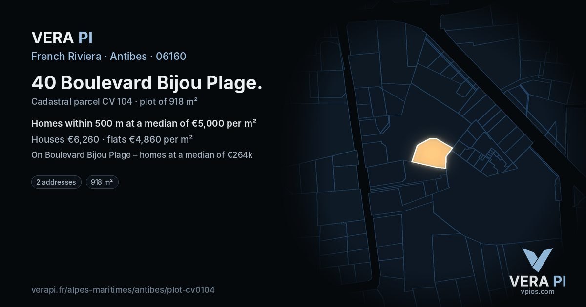 40 Boulevard Bijou Plage, Antibes at night – the plot lit, the parcels around coloured by the prices near them