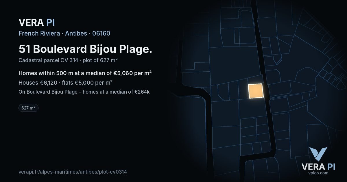 51 Boulevard Bijou Plage, Antibes at night – the plot lit, the parcels around coloured by the prices near them