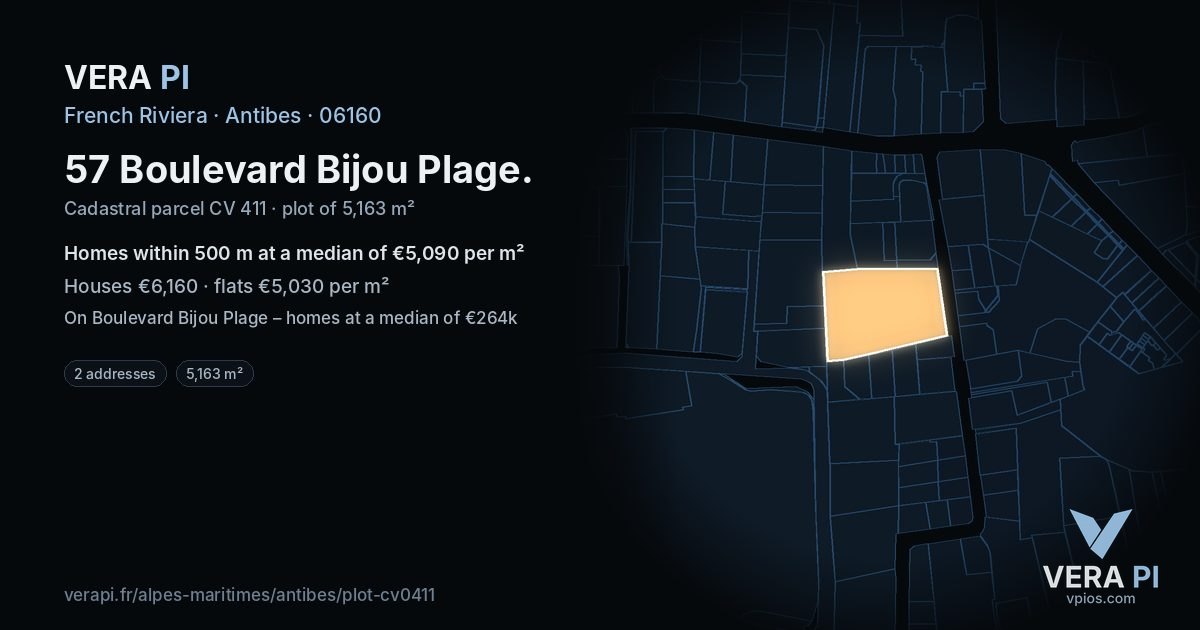 57 Boulevard Bijou Plage, Antibes at night – the plot lit, the parcels around coloured by the prices near them
