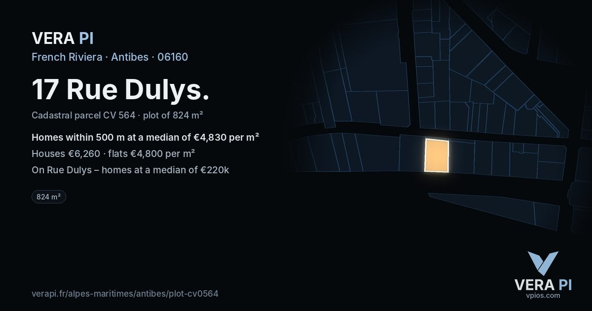 17 Rue Dulys, Antibes at night – the plot lit, the parcels around coloured by the prices near them