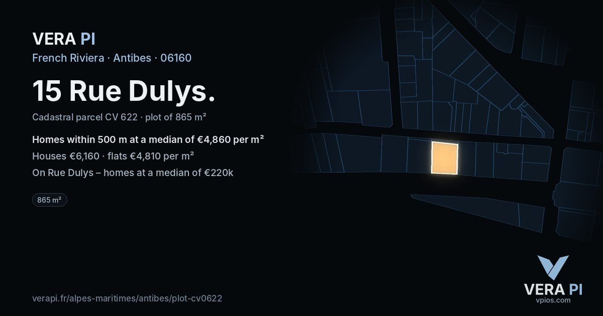 15 Rue Dulys, Antibes at night – the plot lit, the parcels around coloured by the prices near them