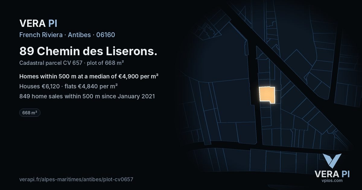 89 Chemin des Liserons, Antibes at night – the plot lit, the parcels around coloured by the prices near them