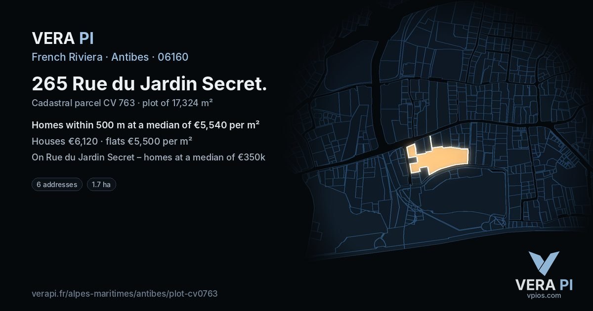 265 Rue du Jardin Secret, Antibes at night – the plot lit, the parcels around coloured by the prices near them