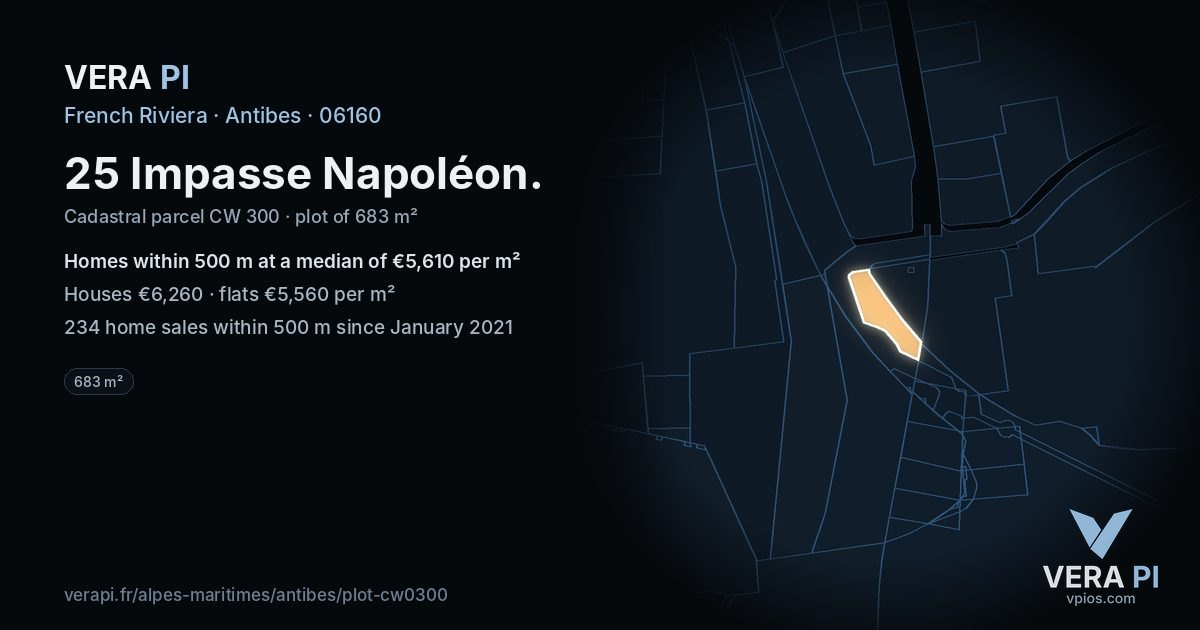 25 Impasse Napoléon, Antibes at night – the plot lit, the parcels around coloured by the prices near them