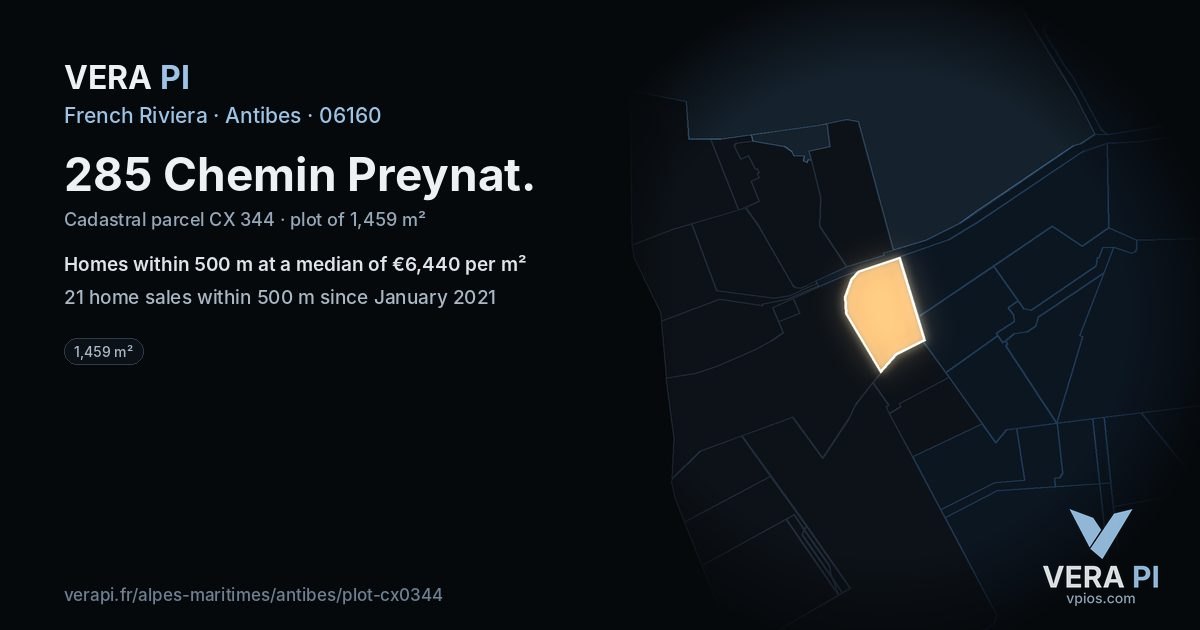 285 Chemin Preynat, Antibes at night – the plot lit, the parcels around coloured by the prices near them
