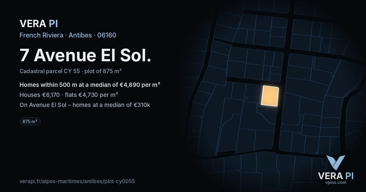 7 Avenue El Sol, Antibes at night – the plot lit, the parcels around coloured by the prices near them
