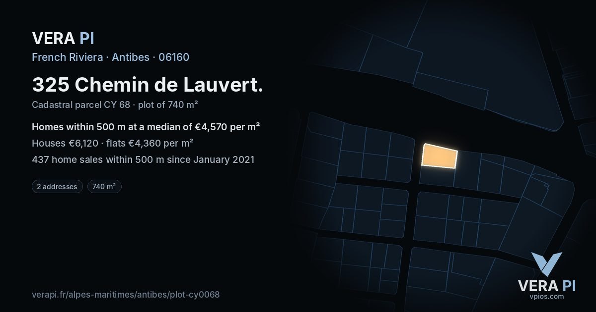 325 Chemin de Lauvert, Antibes at night – the plot lit, the parcels around coloured by the prices near them