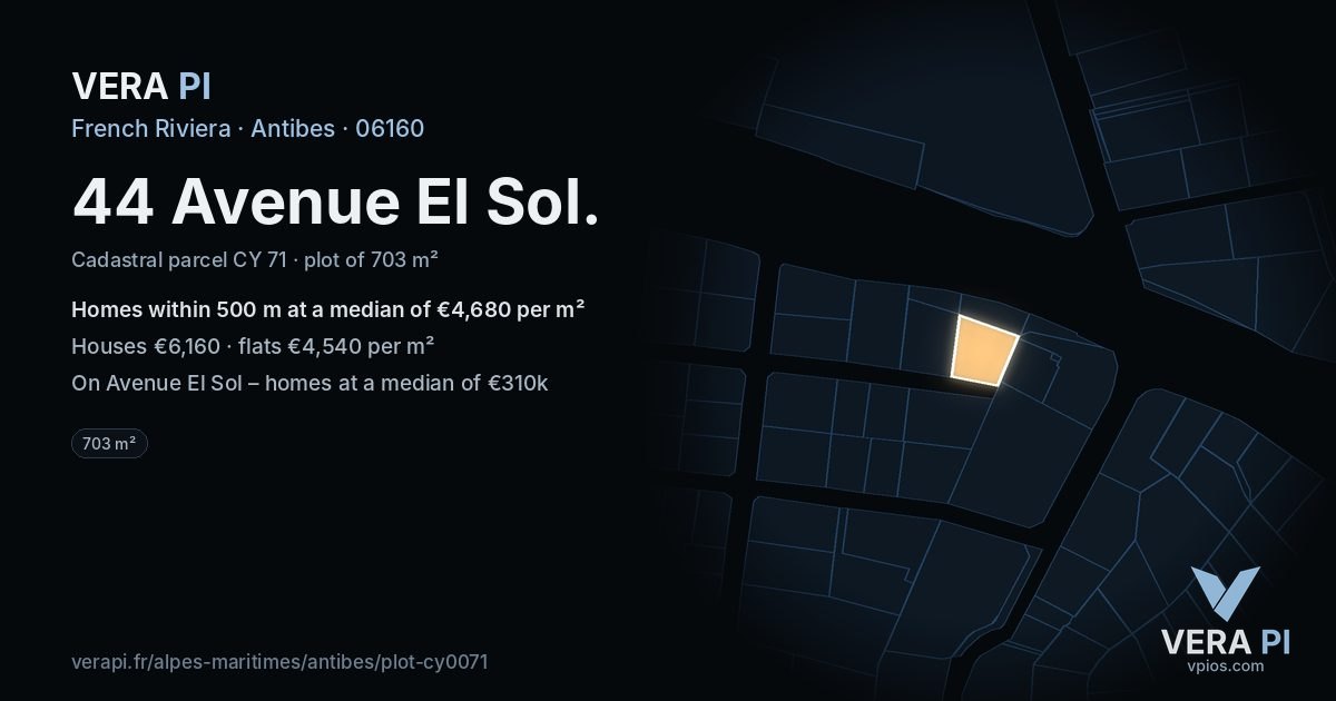 44 Avenue El Sol, Antibes at night – the plot lit, the parcels around coloured by the prices near them