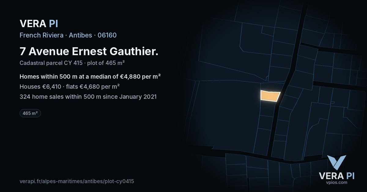 7 Avenue Ernest Gauthier, Antibes at night – the plot lit, the parcels around coloured by the prices near them