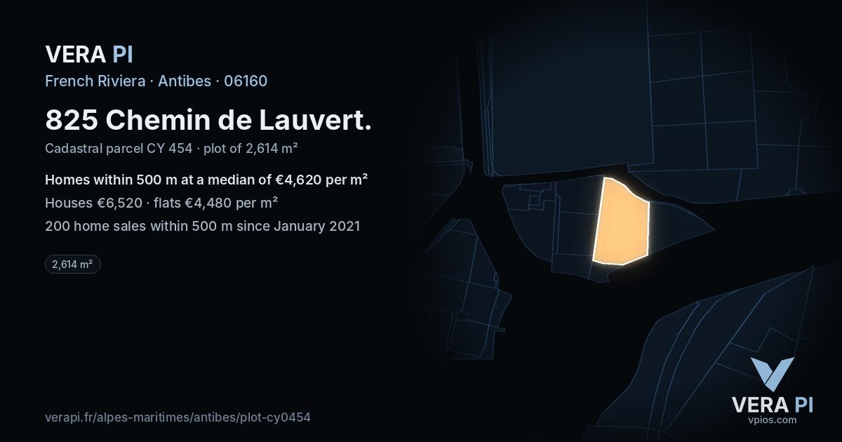 825 Chemin de Lauvert, Antibes at night – the plot lit, the parcels around coloured by the prices near them