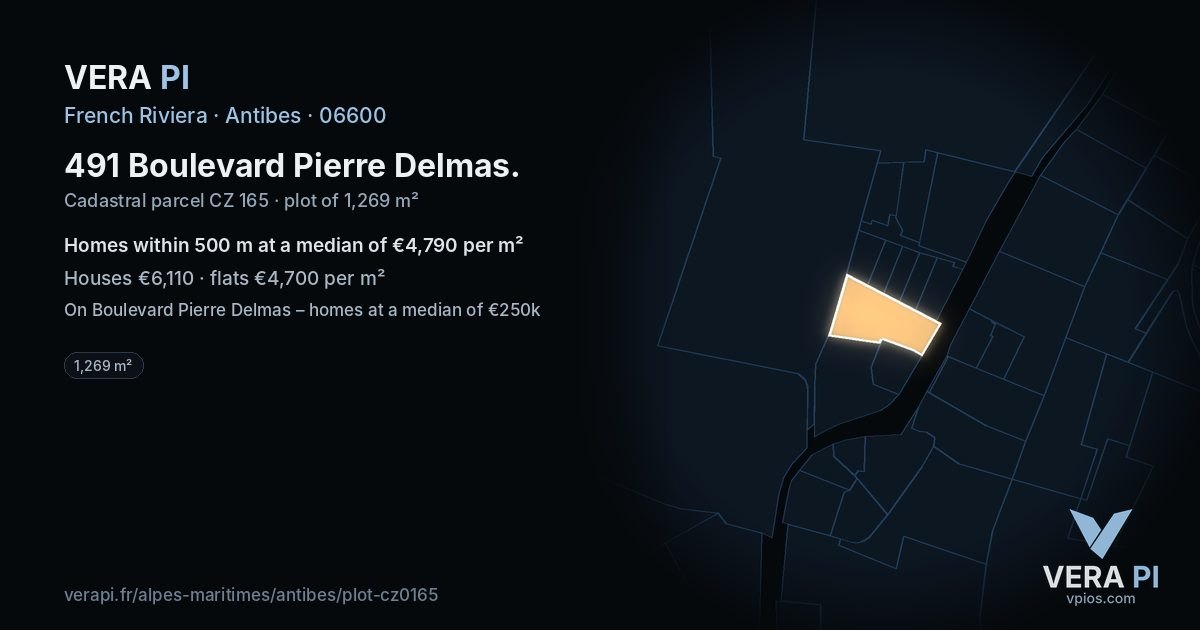 491 Boulevard Pierre Delmas, Antibes at night – the plot lit, the parcels around coloured by the prices near them