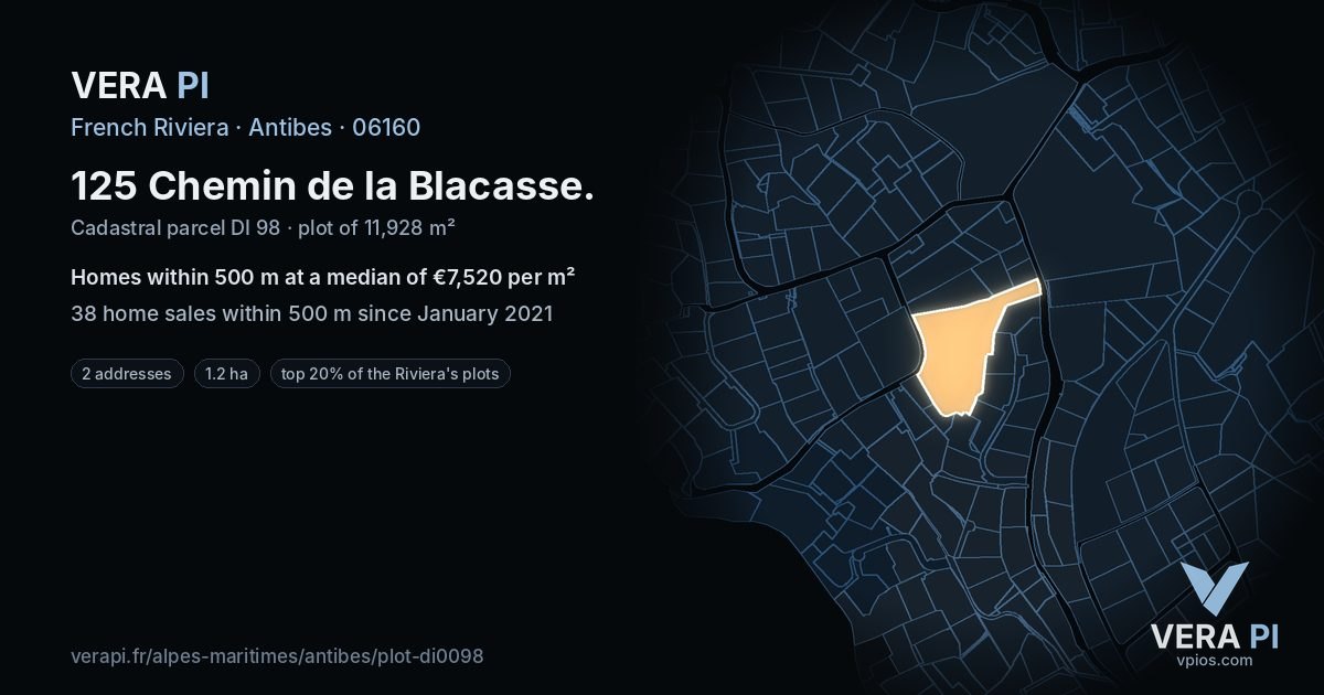 125 Chemin de la Blacasse, Antibes at night – the plot lit, the parcels around coloured by the prices near them